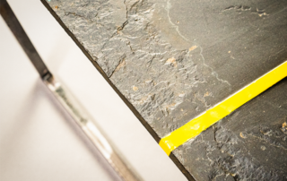 Designer Couchtable The Slate  yellow line