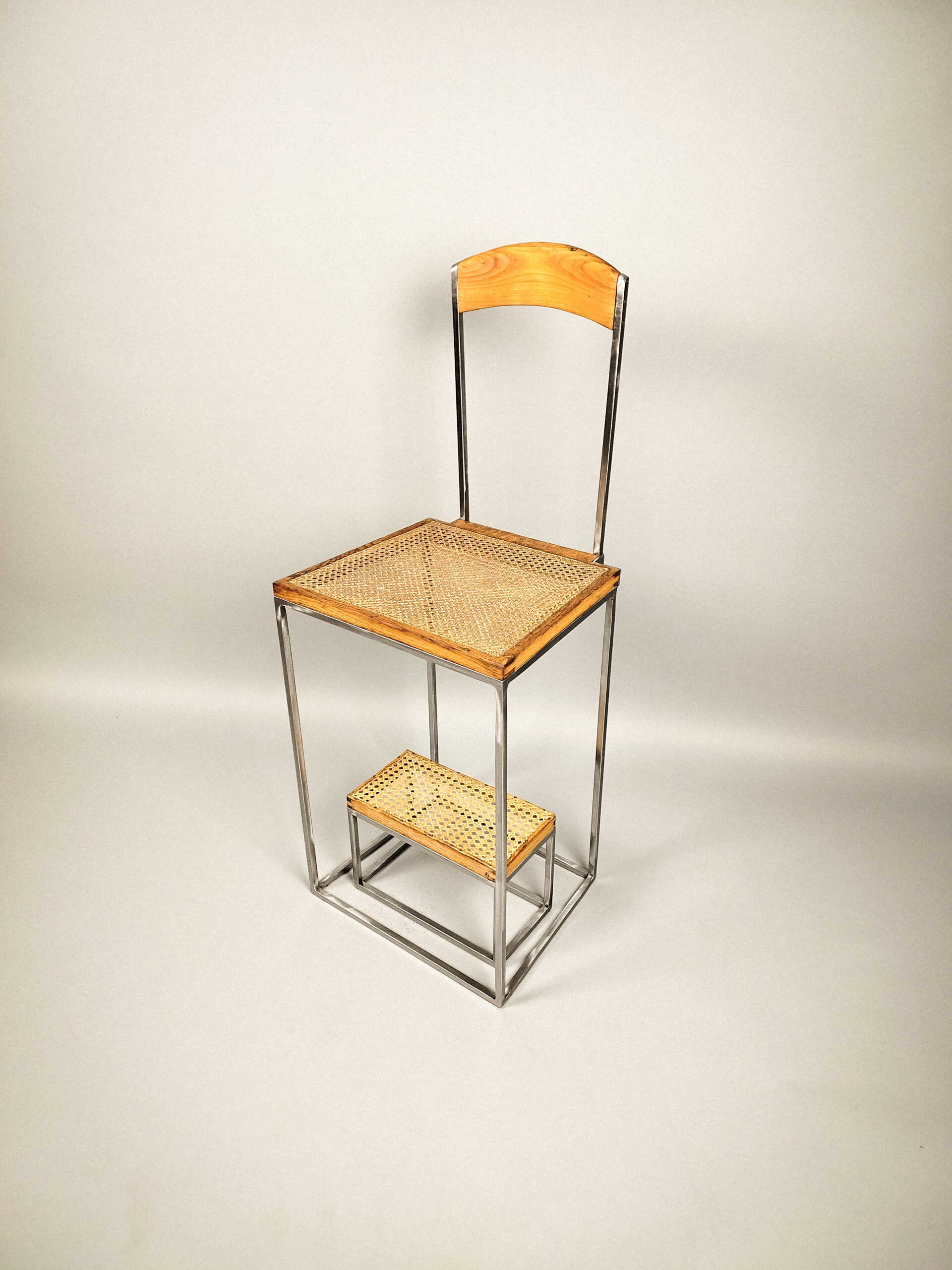 Designer Stuhl by Unperfect Design front view