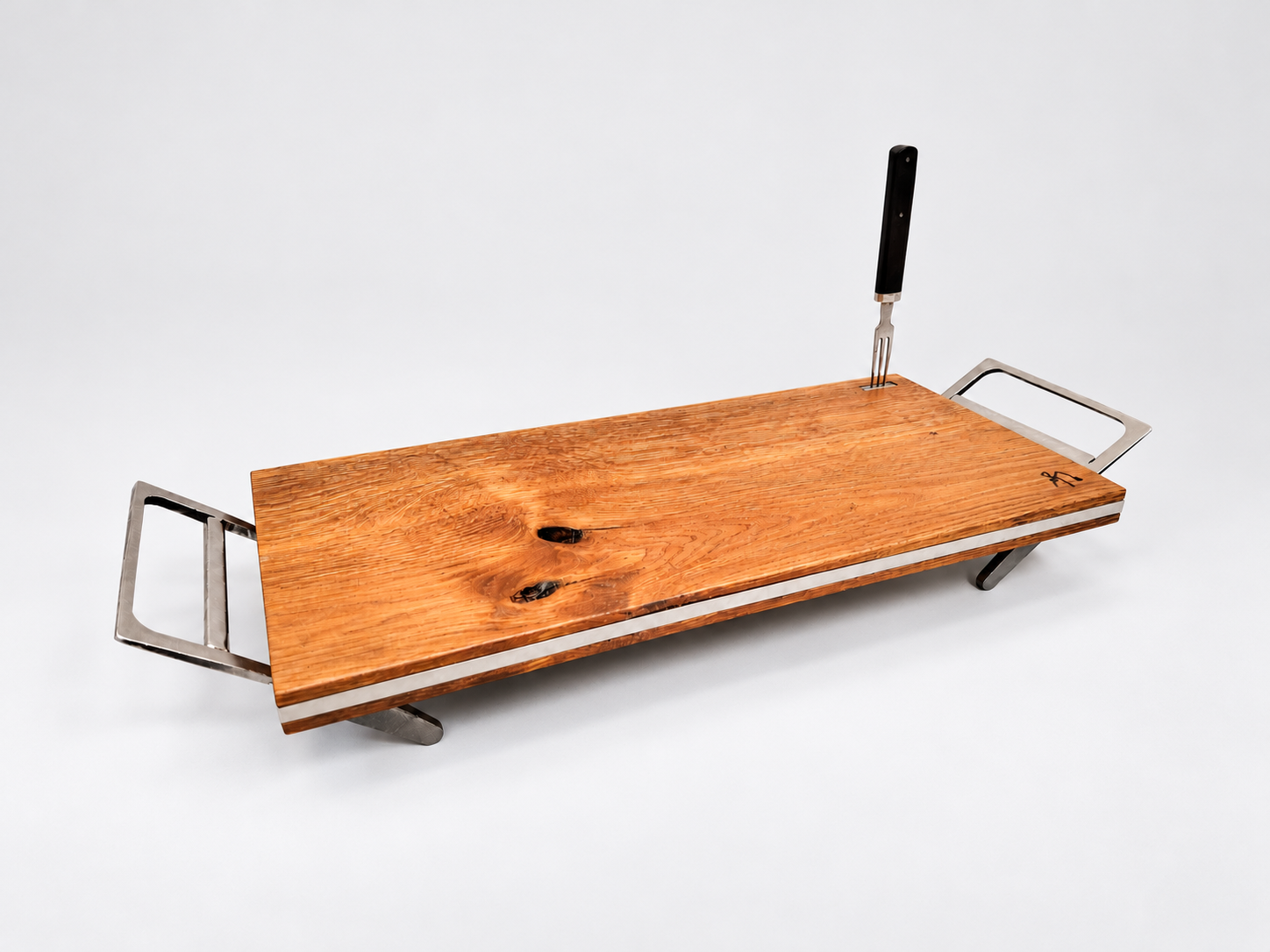 Unique Cutting Board with integrated knife